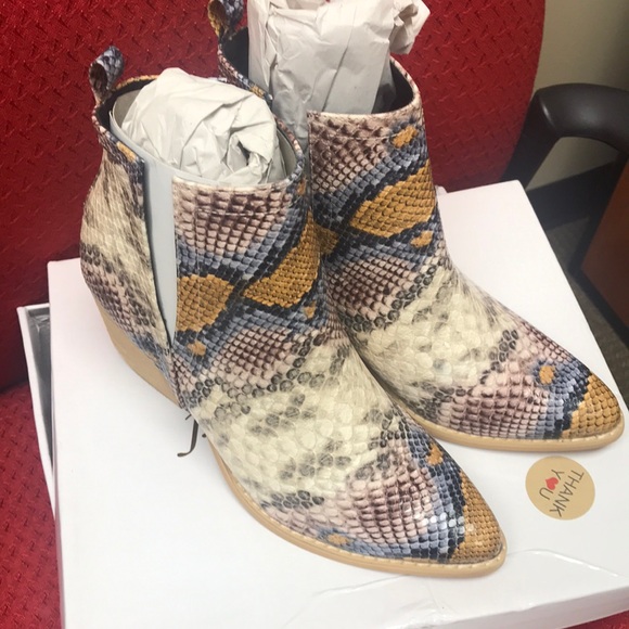 Shoes - *NEW ARRIVAL* RAINBOW MULTI COLOR SNAKE PRINT BOOT